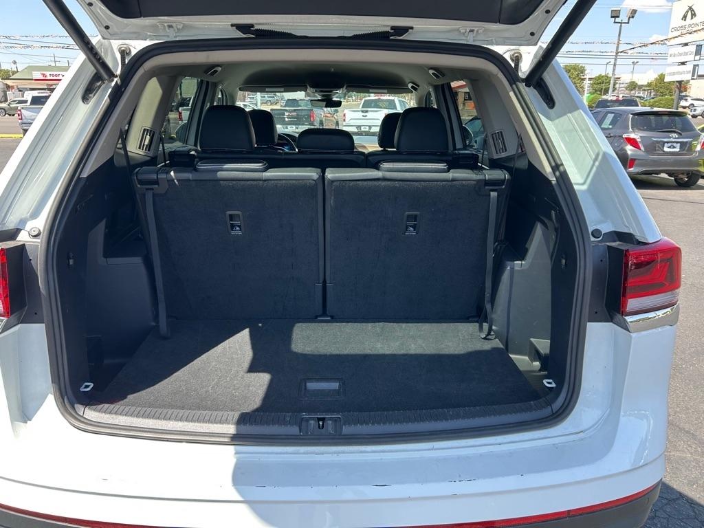 Volkswagen Atlas 2.0T SE w/Technology FWD 2025
