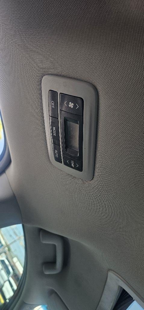 Toyota Sienna XLE Auto Access Seat FWD 7-Passenger (Natl) 2017