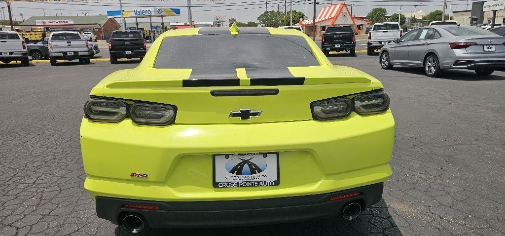 Chevrolet Camaro 2dr Cpe 2LT 2019