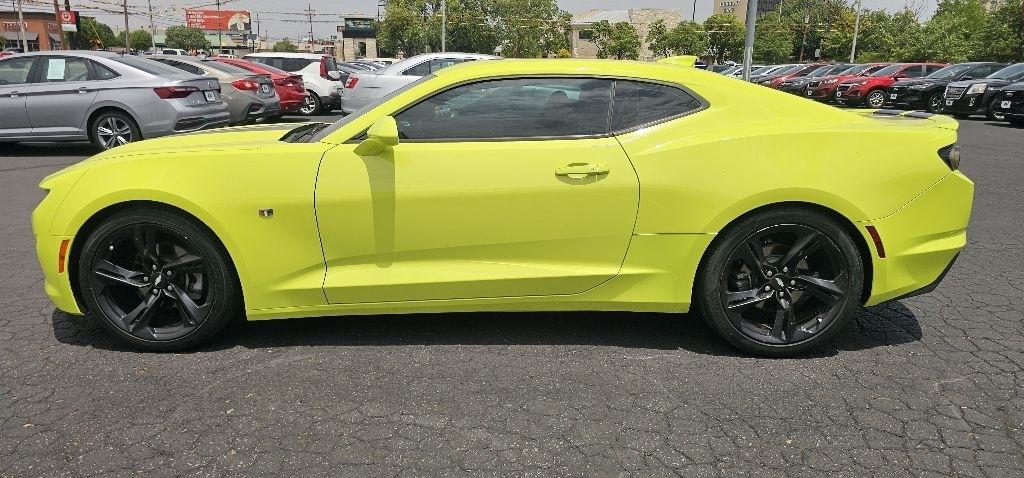 Chevrolet Camaro 2dr Cpe 2LT 2019