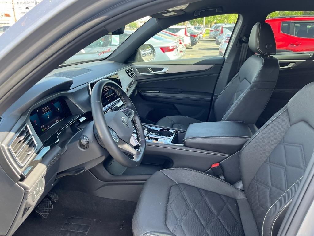 Volkswagen Atlas Cross Sport 2.0T SE w/Technology 4MOTION 2025