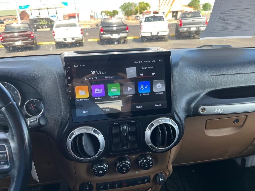 Jeep Wrangler Unlimited 4WD 4dr Rubicon 2013