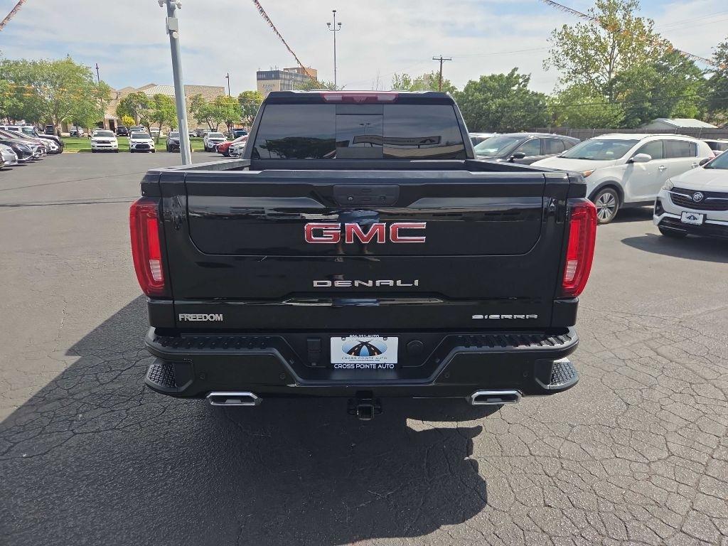 GMC Sierra 1500 4WD Crew Cab 147" Denali 2021