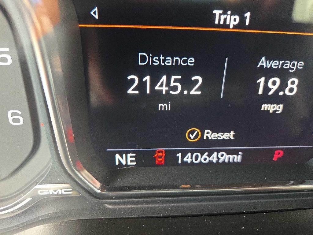 GMC Sierra 1500 4WD Crew Cab 147" Denali 2021