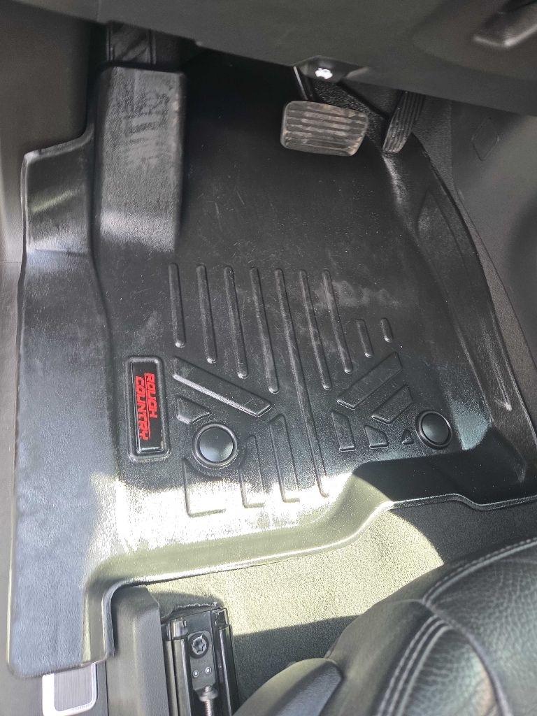 GMC Sierra 1500 4WD Crew Cab 147" Denali 2021