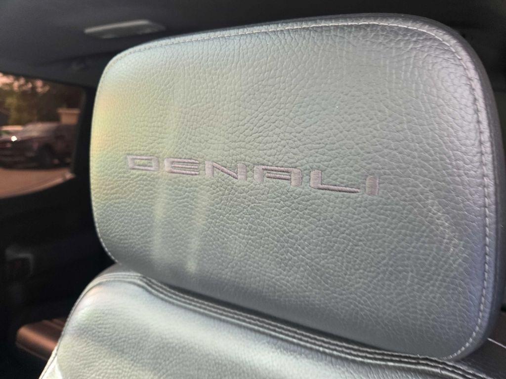 GMC Sierra 1500 4WD Crew Cab 147" Denali 2021