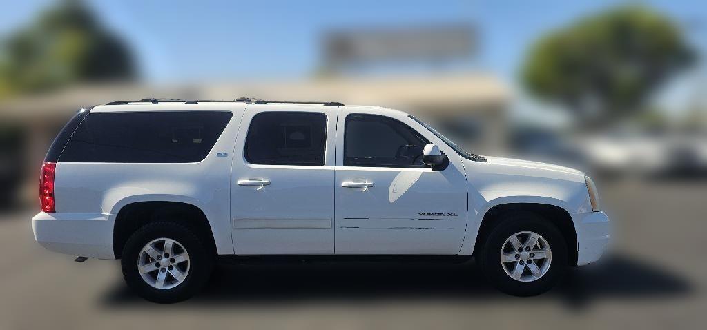2010 GMC Yukon XL 4WD 4dr 1500 SLT