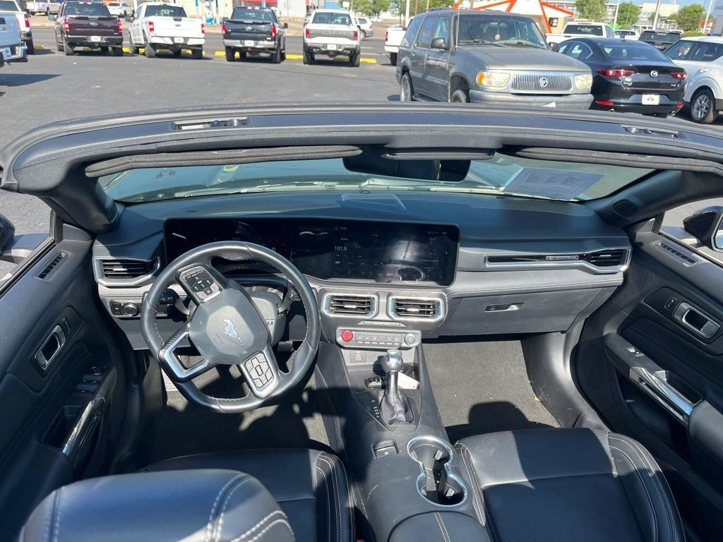 Ford Mustang EcoBoost Convertible 2025