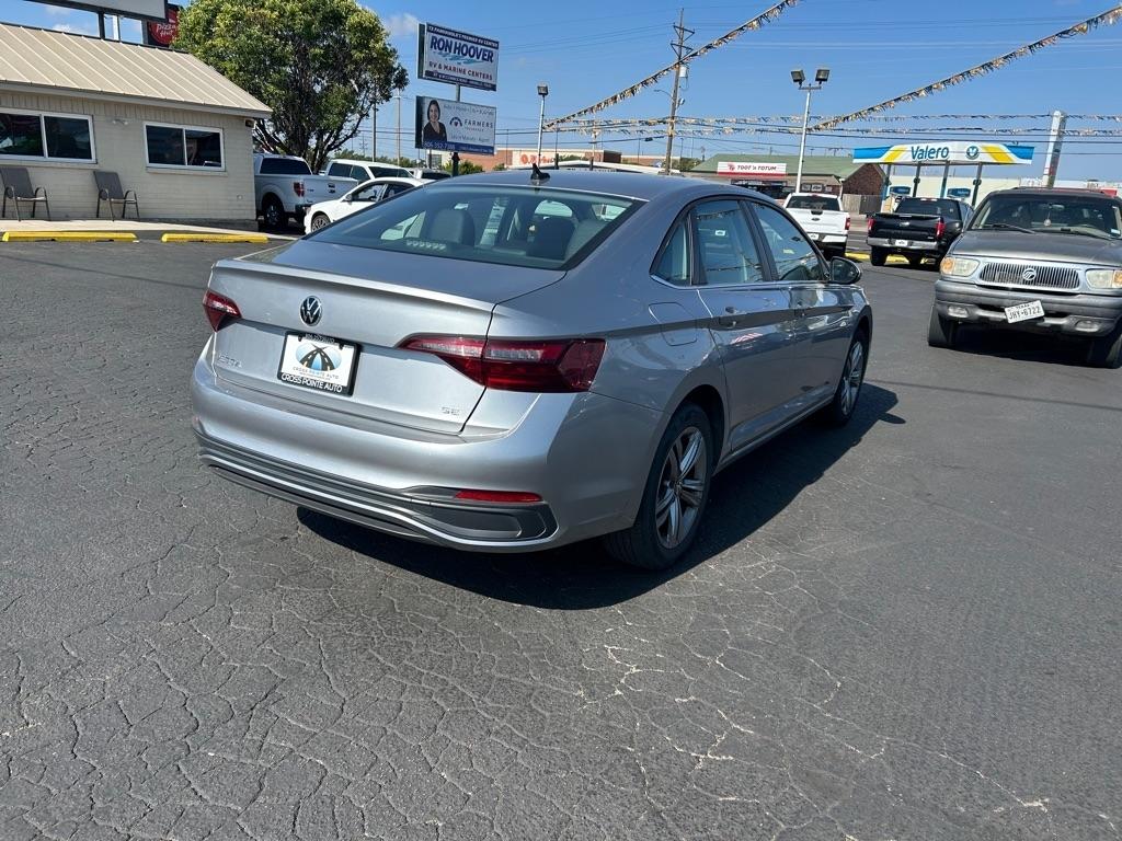 Volkswagen Jetta SE Auto 2024