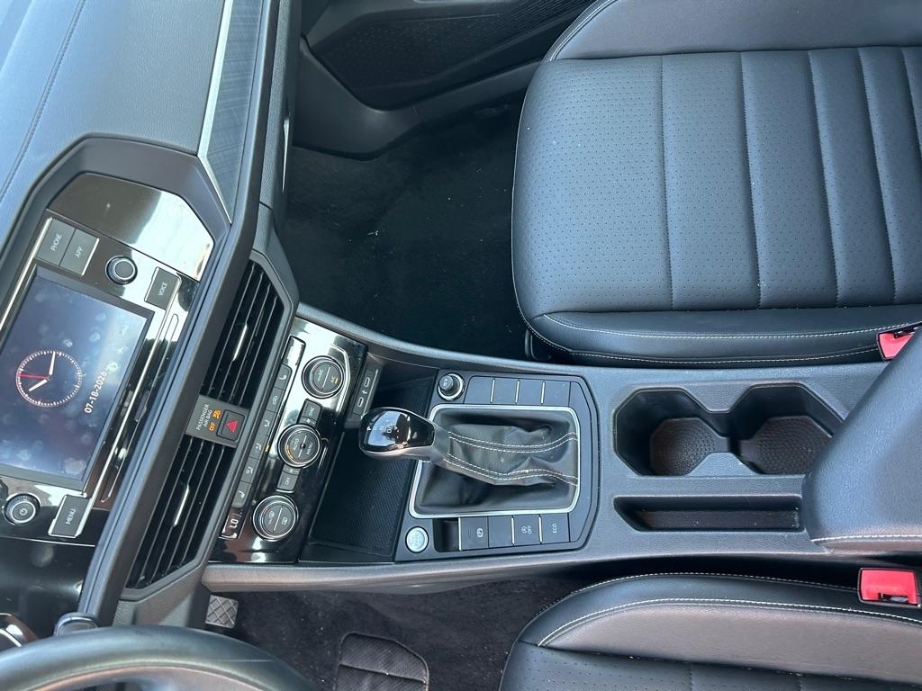Volkswagen Jetta SE Auto 2024