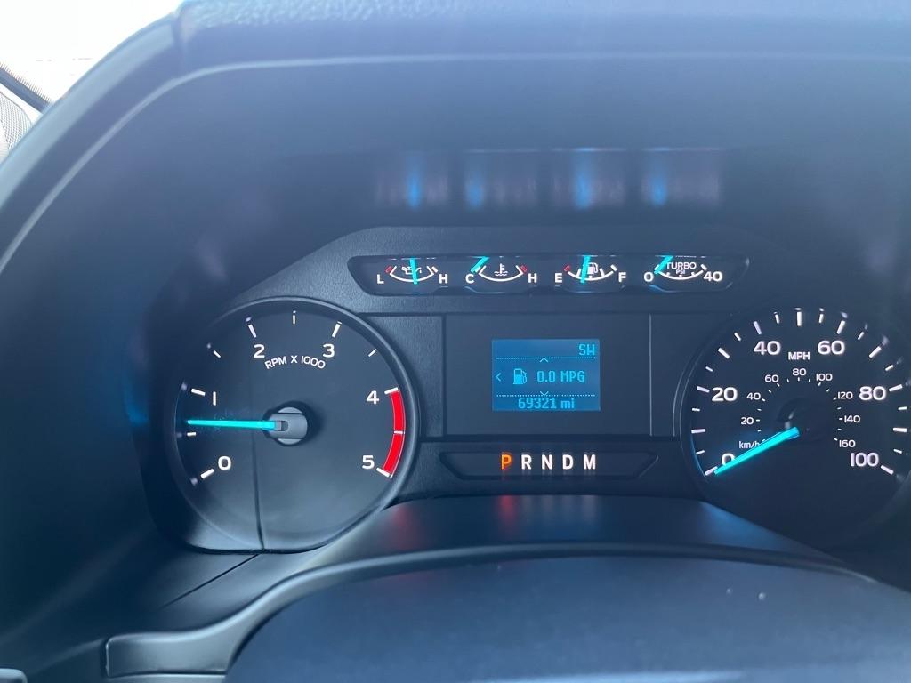 Ford Super Duty F-250 SRW Lariat 2WD Crew Cab 8' Box 2022