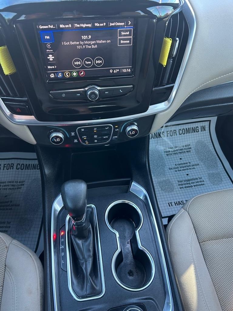 Chevrolet Traverse FWD 4dr LS w/1LS 2022