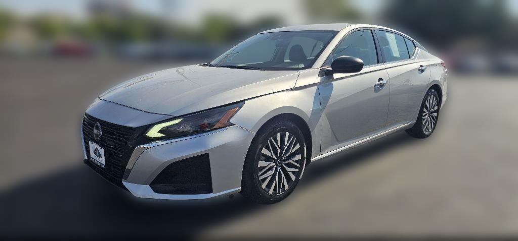 2024 Nissan Altima 2.5 SV Sedan
