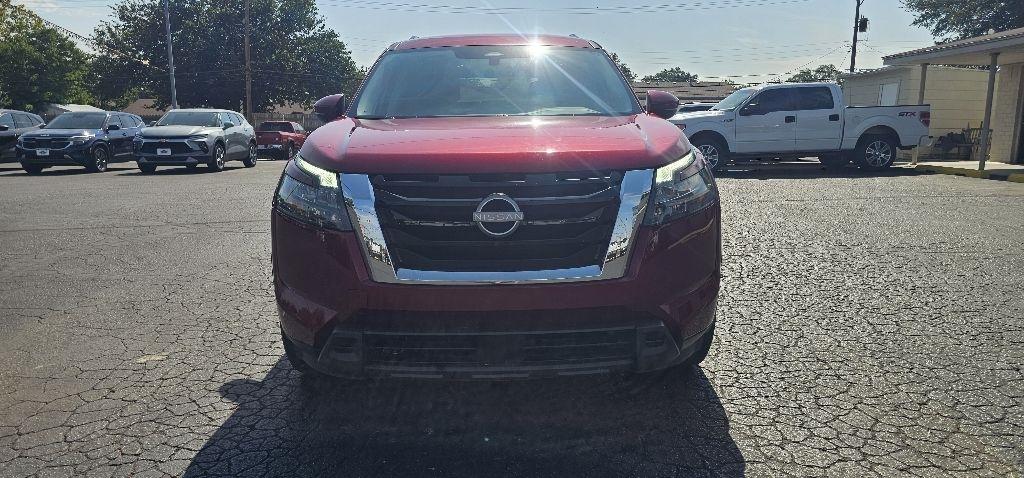 Nissan Pathfinder SV 2WD 2024