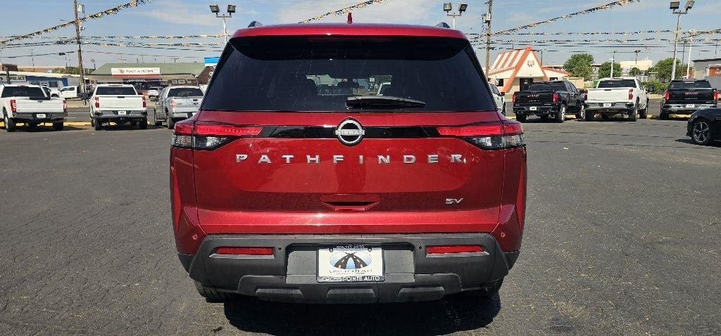 Nissan Pathfinder SV 2WD 2024