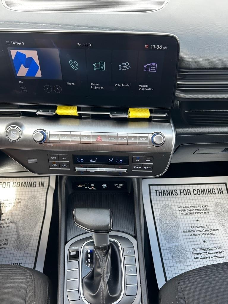Hyundai Kona SEL FWD 2025