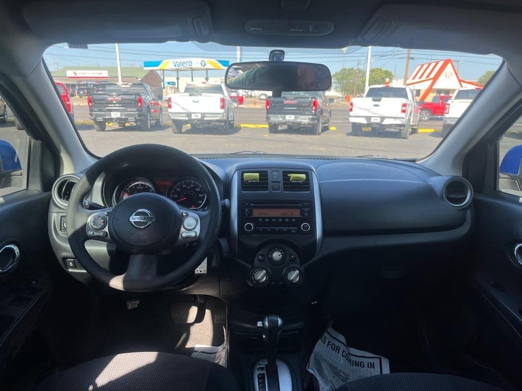 Nissan Versa 4dr Sdn CVT 1.6 SV 2014