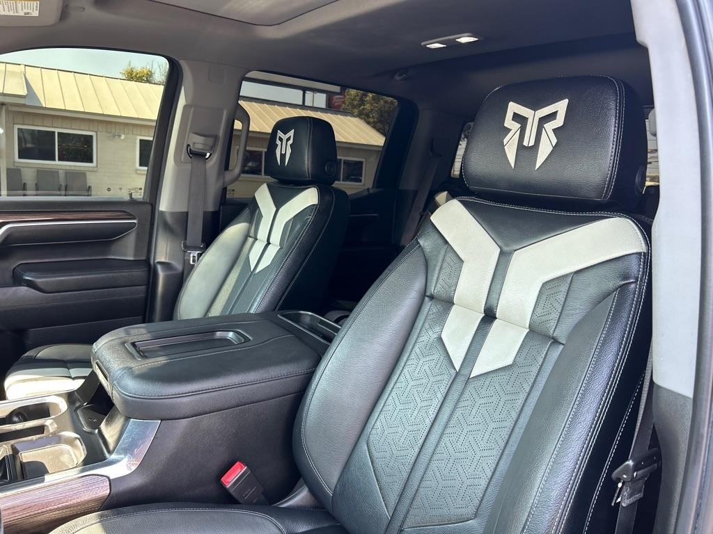 Chevrolet Silverado 1500 4WD Crew Cab 147" RST 2022