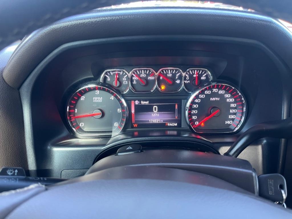 GMC Sierra 1500 4WD Crew Cab 143.5" SLT 2015