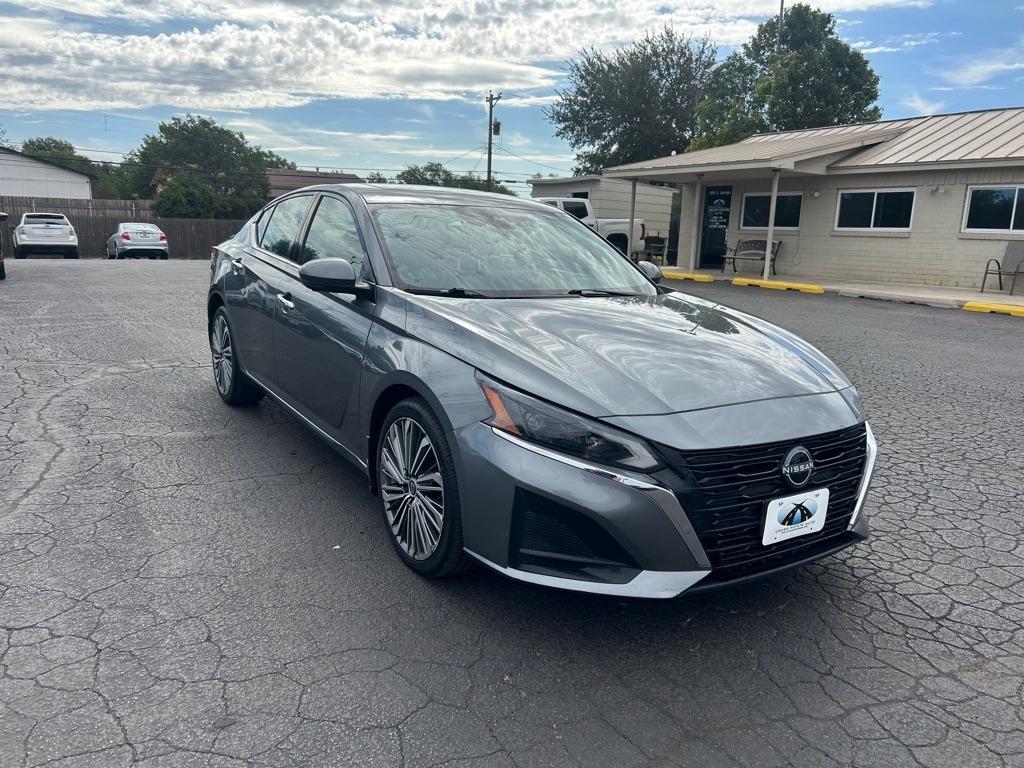 Nissan Altima 2.5 SL AWD Sedan 2023