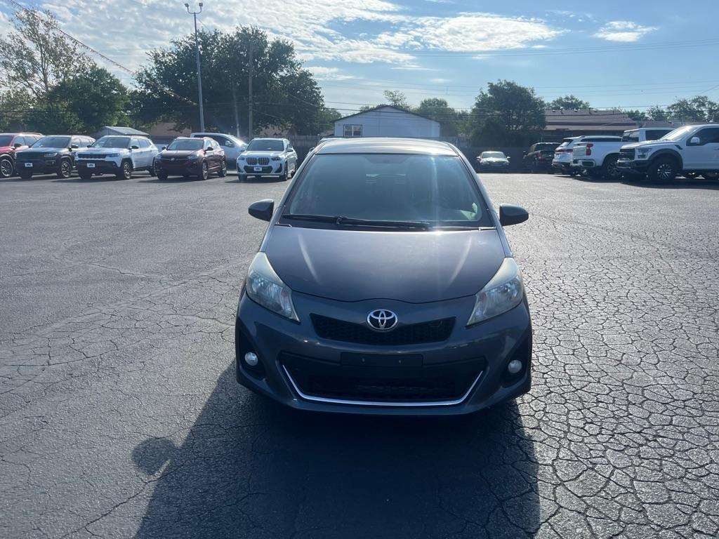 Toyota Yaris 5dr Liftback Man SE (TMC/CBU Plant) (Natl) 2014