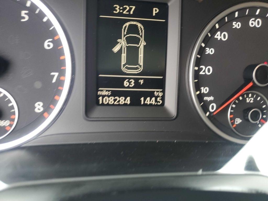 Volkswagen Tiguan 4WD 4dr S 4Motion 2011