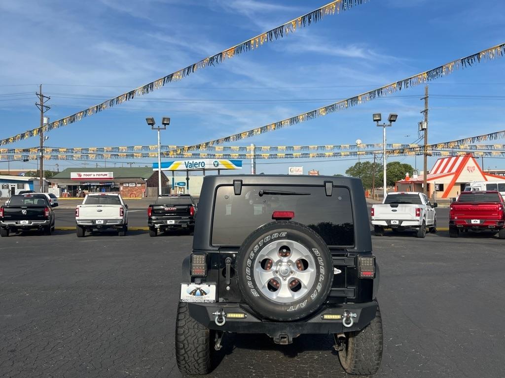 Jeep Wrangler Unlimited 4WD 4dr Sahara 2015