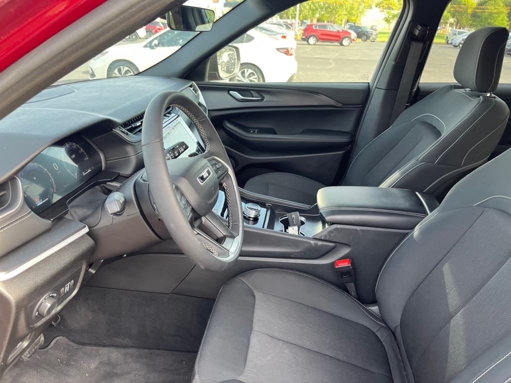 Jeep Grand Cherokee L Laredo X 4x2 2025