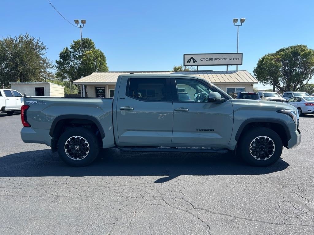Toyota Tundra 2WD SR5 CrewMax 5.5' Bed (Natl) 2022