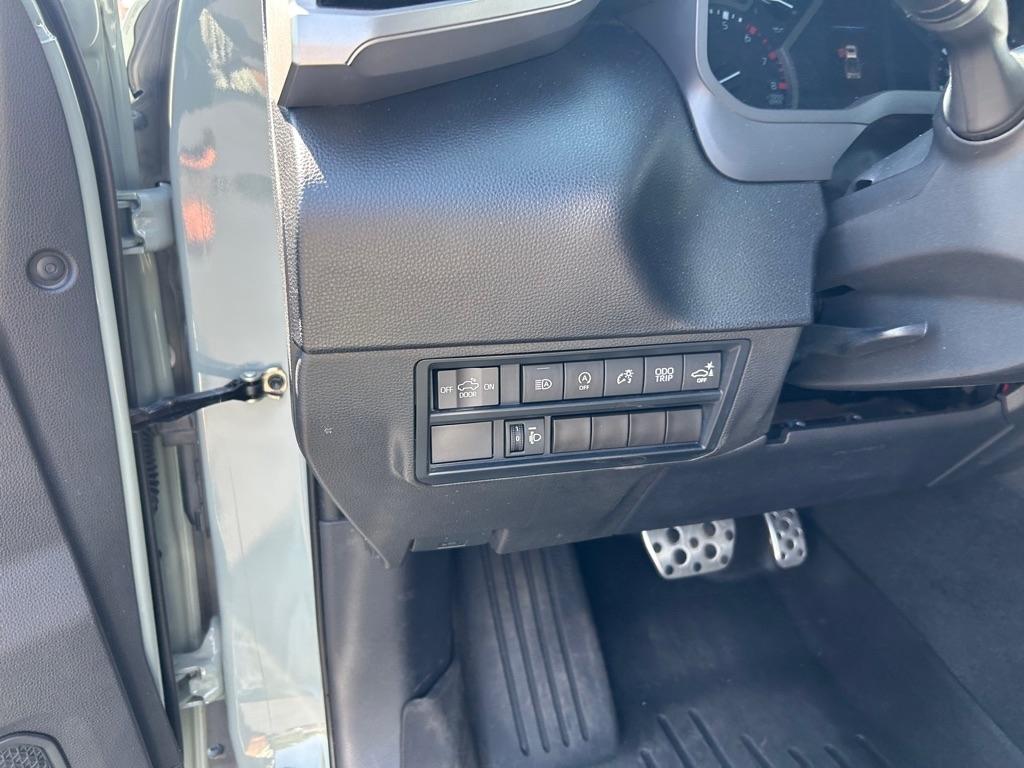 Toyota Tundra 2WD SR5 CrewMax 5.5' Bed (Natl) 2022