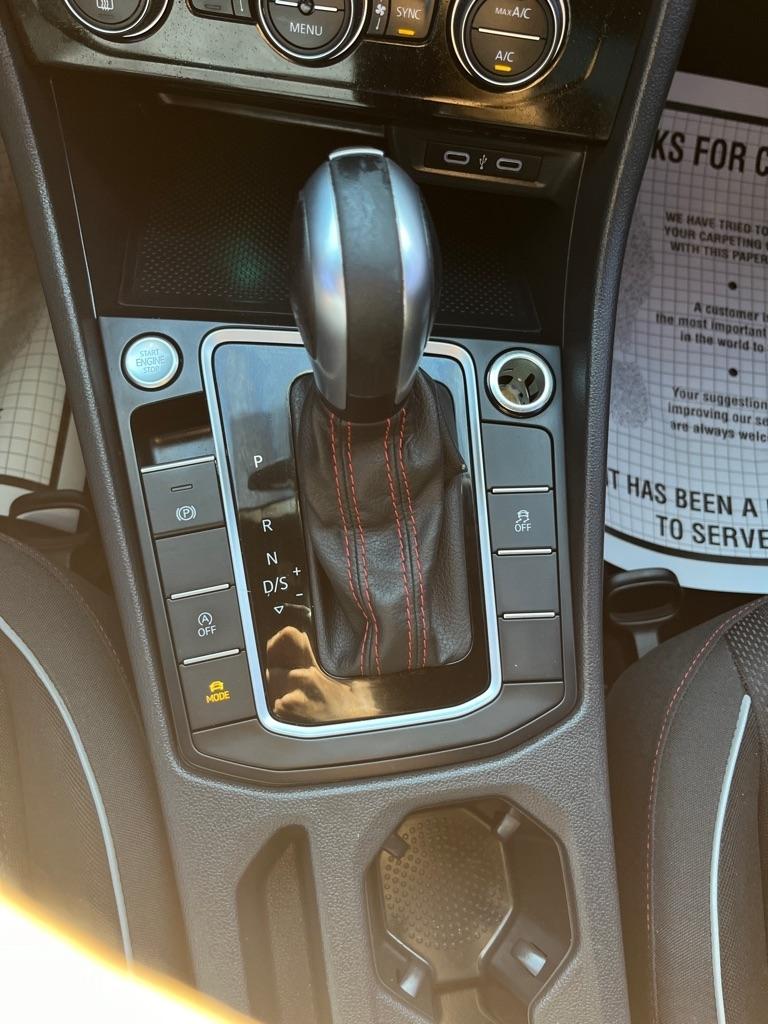 Volkswagen Jetta GLI Autobahn DSG 2020