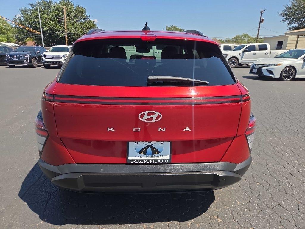 Hyundai Kona SEL FWD 2025