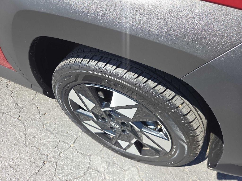 Hyundai Kona SEL FWD 2025