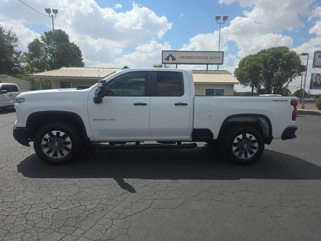 Chevrolet Silverado 2500HD 4WD Double Cab 149" Custom 2024