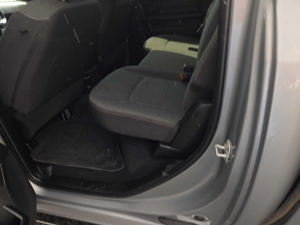RAM 2500 Tradesman 4x4 Crew Cab 6'4" Box 2024