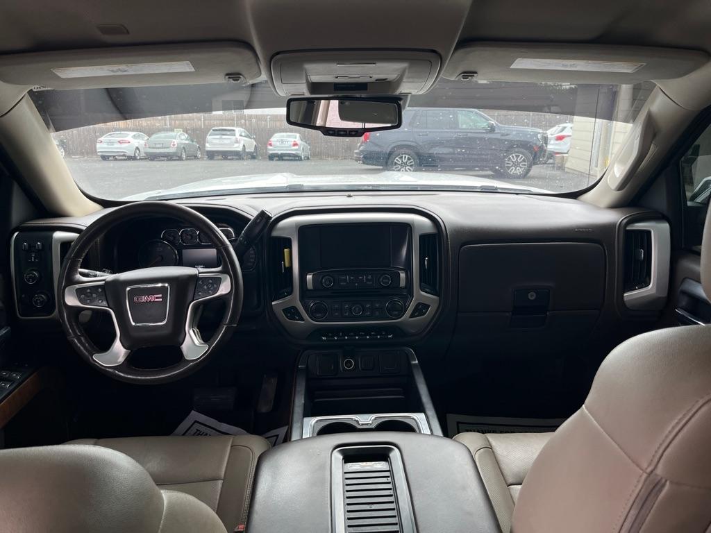 GMC Sierra 1500 4WD Crew Cab 143.5" SLT 2018