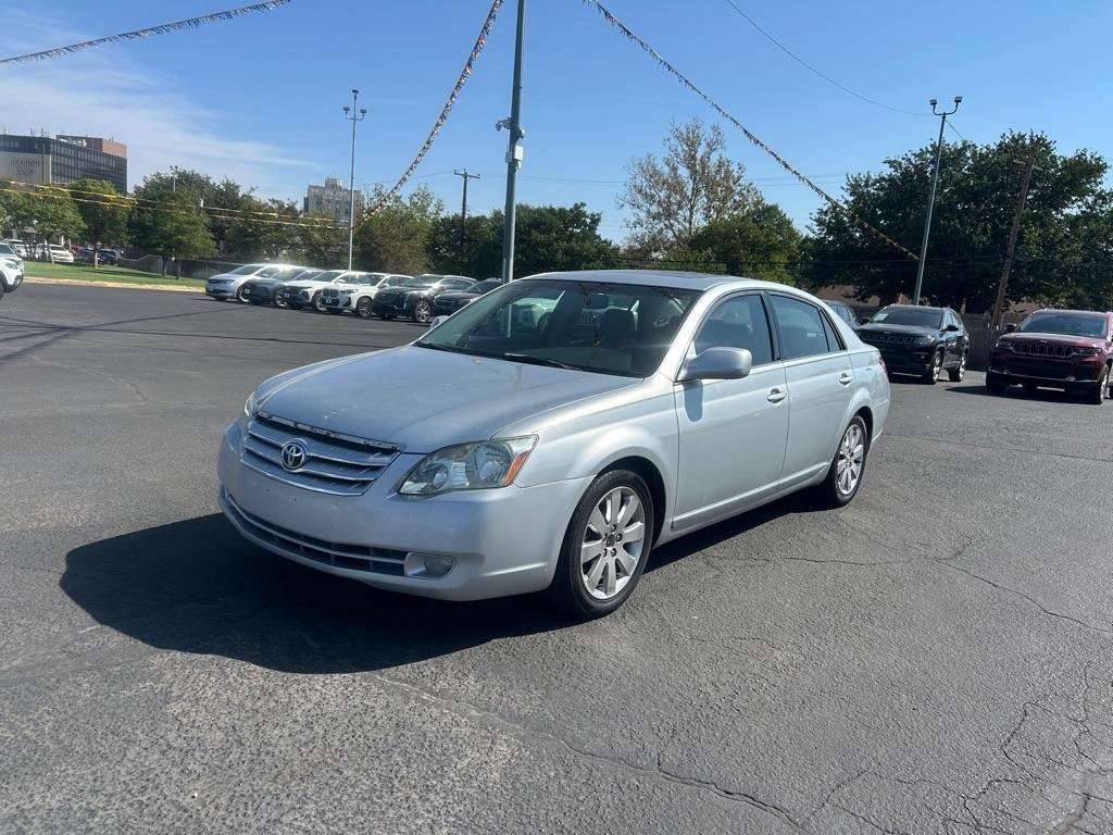 Toyota Avalon 4dr Sdn Touring (Natl) 2005