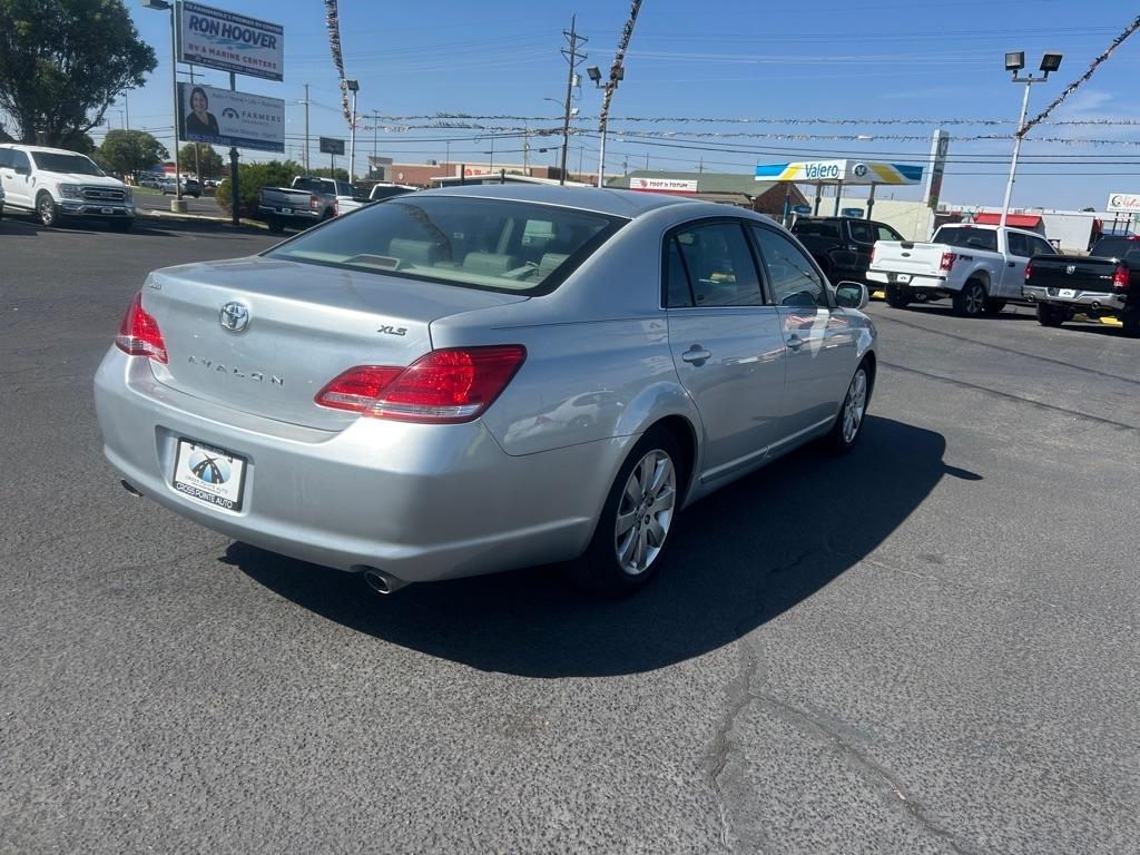 Toyota Avalon 4dr Sdn Touring (Natl) 2005