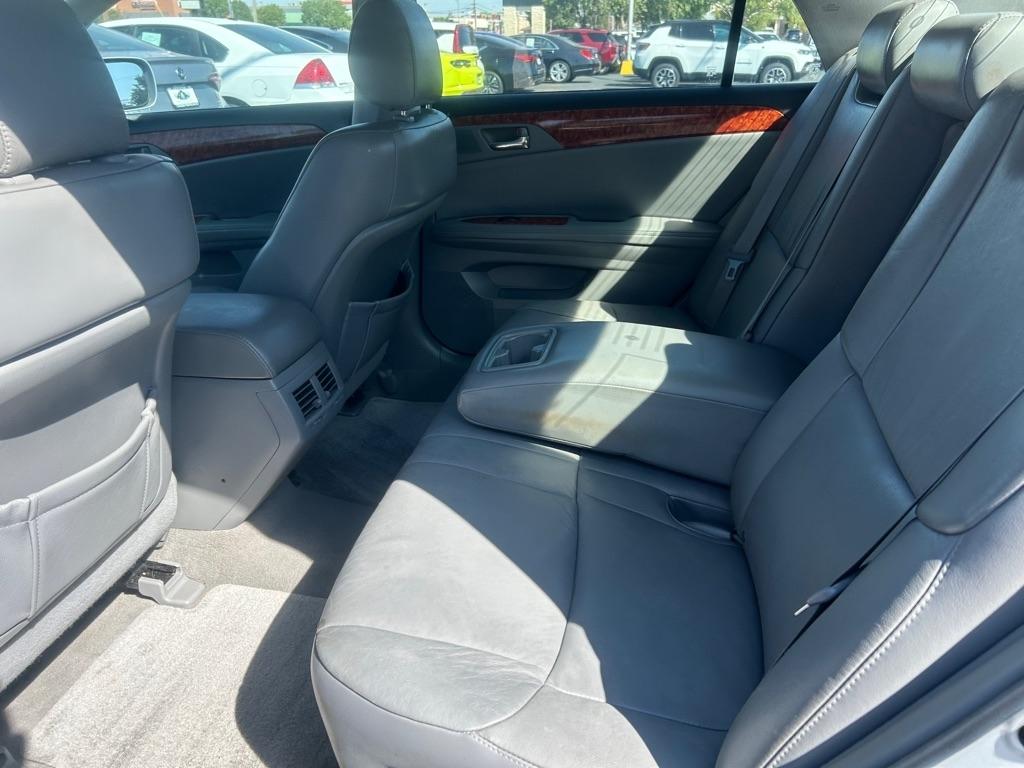 Toyota Avalon 4dr Sdn Touring (Natl) 2005
