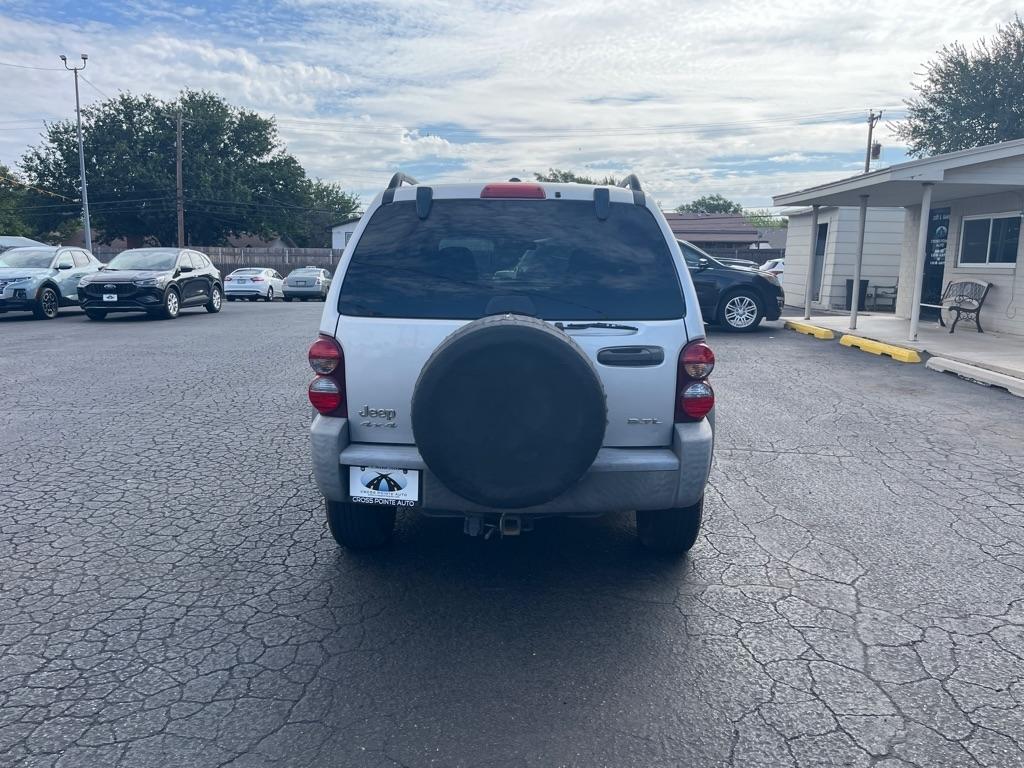 Jeep Liberty 4dr Sport 4WD 2006