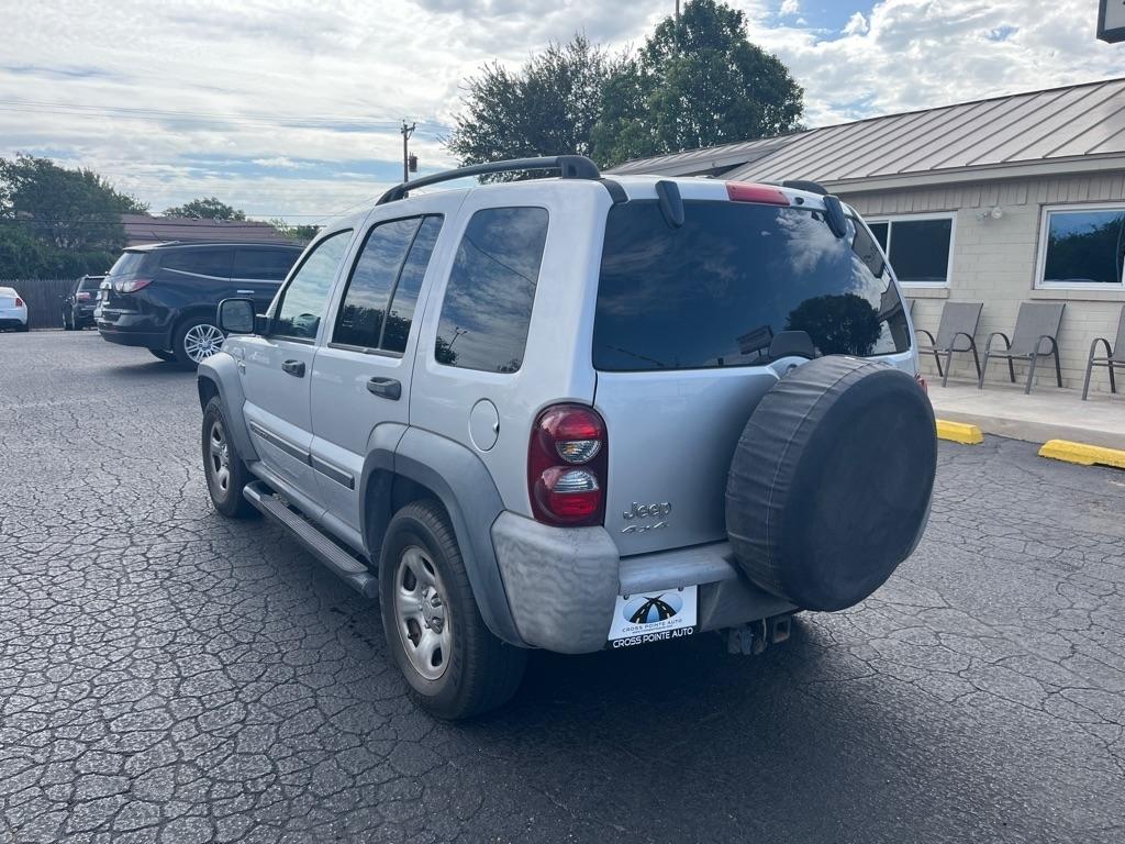 Jeep Liberty 4dr Sport 4WD 2006