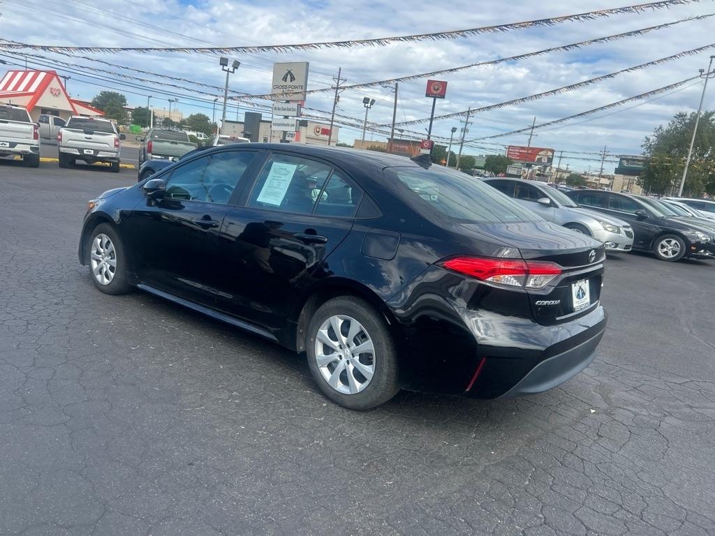 Toyota Corolla LE CVT (Natl) 2024