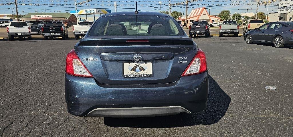 Nissan Versa Sedan SV CVT 2017