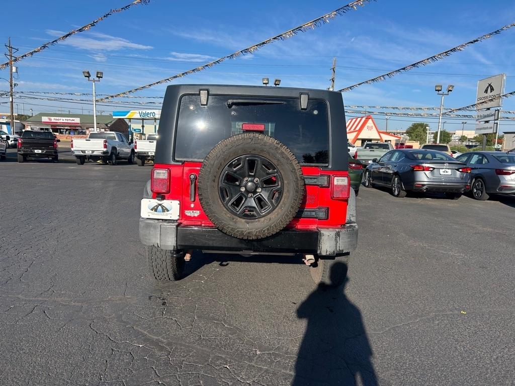 Jeep Wrangler 4WD 2dr Willys Wheeler 2016
