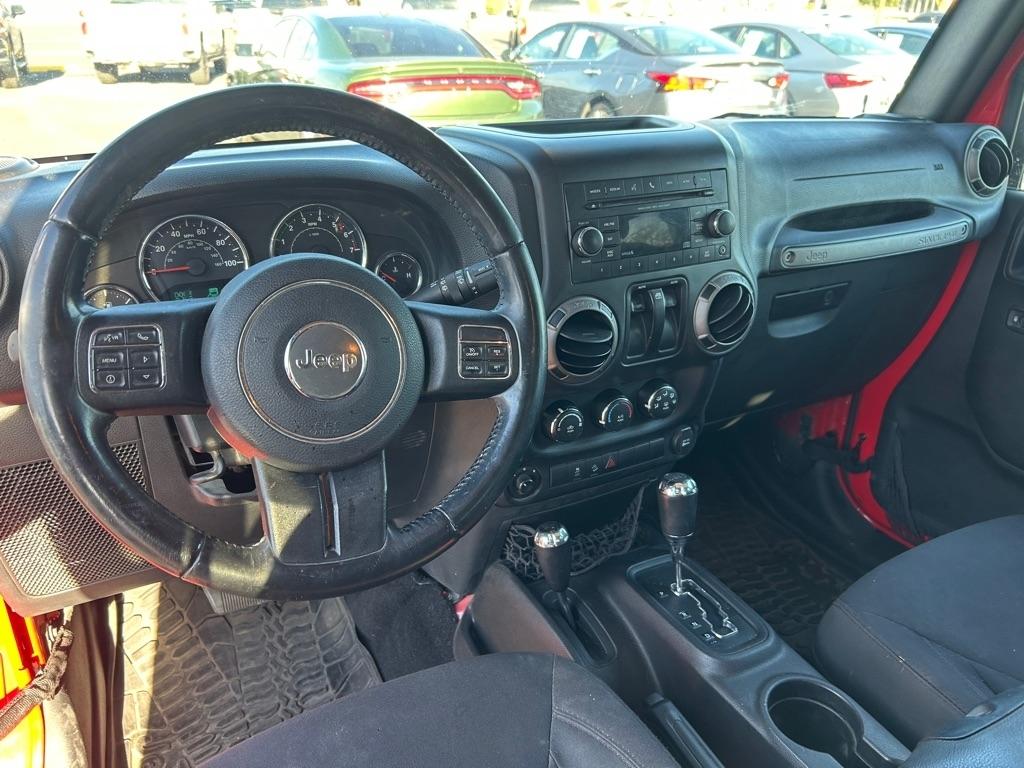 Jeep Wrangler 4WD 2dr Willys Wheeler 2016