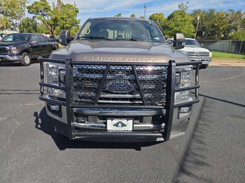 Ford Super Duty F-250 SRW King Ranch 4WD Crew Cab 8' Box 2022