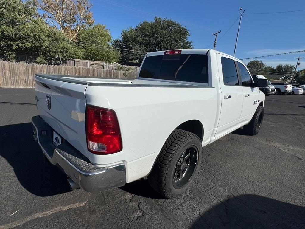 RAM 1500 Lone Star 4x2 Crew Cab 5'7" Box 2017