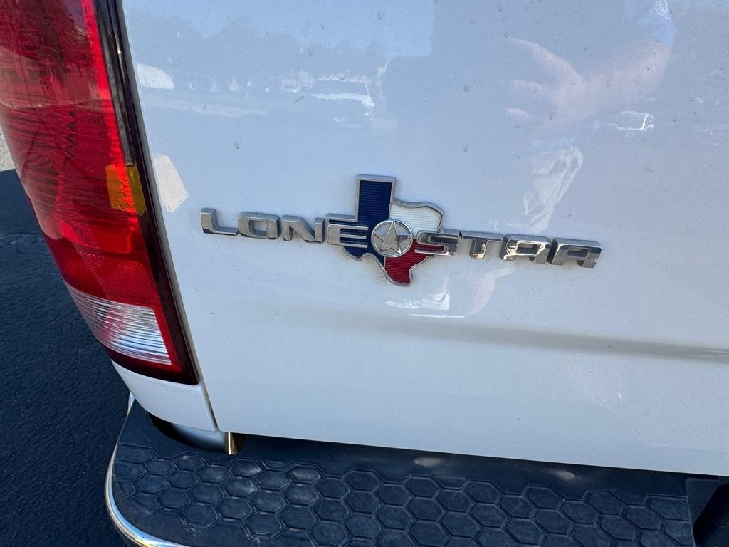 RAM 1500 Lone Star 4x2 Crew Cab 5'7" Box 2017