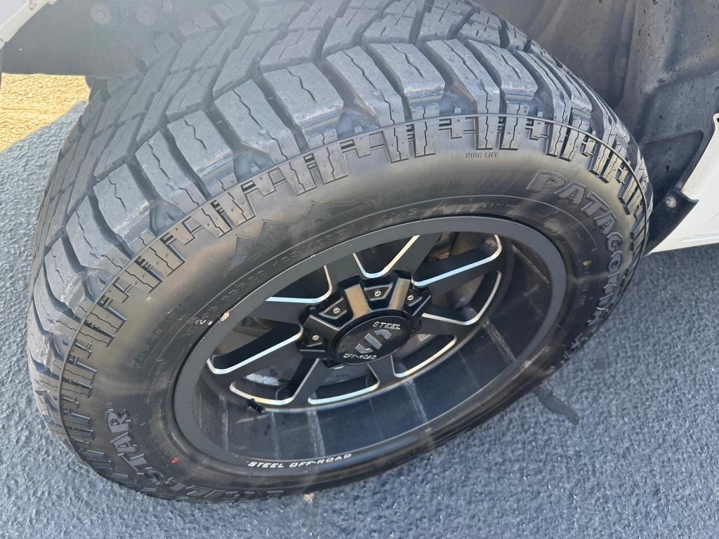 RAM 1500 Lone Star 4x2 Crew Cab 5'7" Box 2017