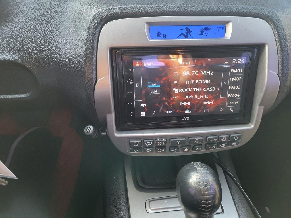 Chevrolet Camaro 2dr Conv 1LT 2011